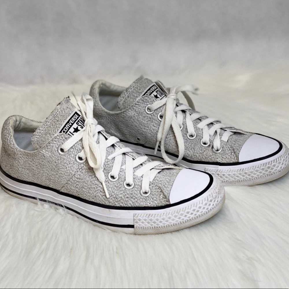 CONVERSE ALL STAR  SIZE: 7 WOMENS